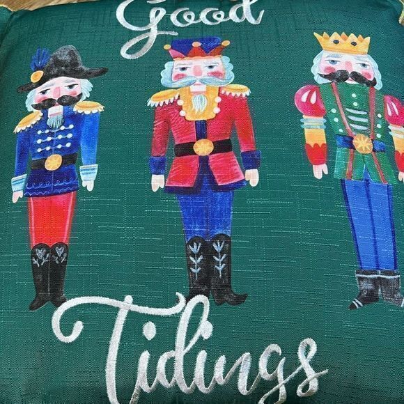 NWT Embroidered Christmas Nutcracker "Good Tidings" Welted Indoor Pillow Green - Picture 3 of 5